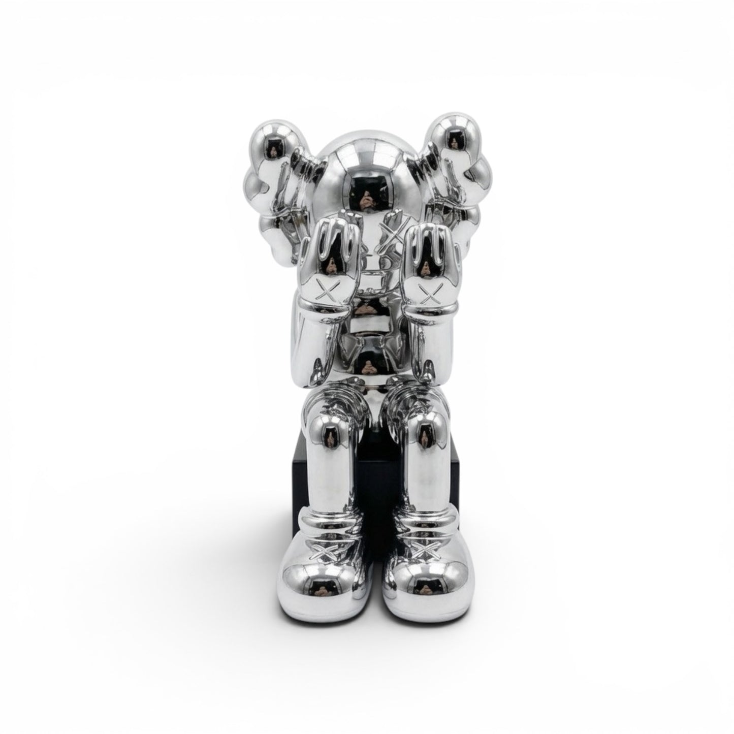 Kaws Oturan Figur Heykel 28cm