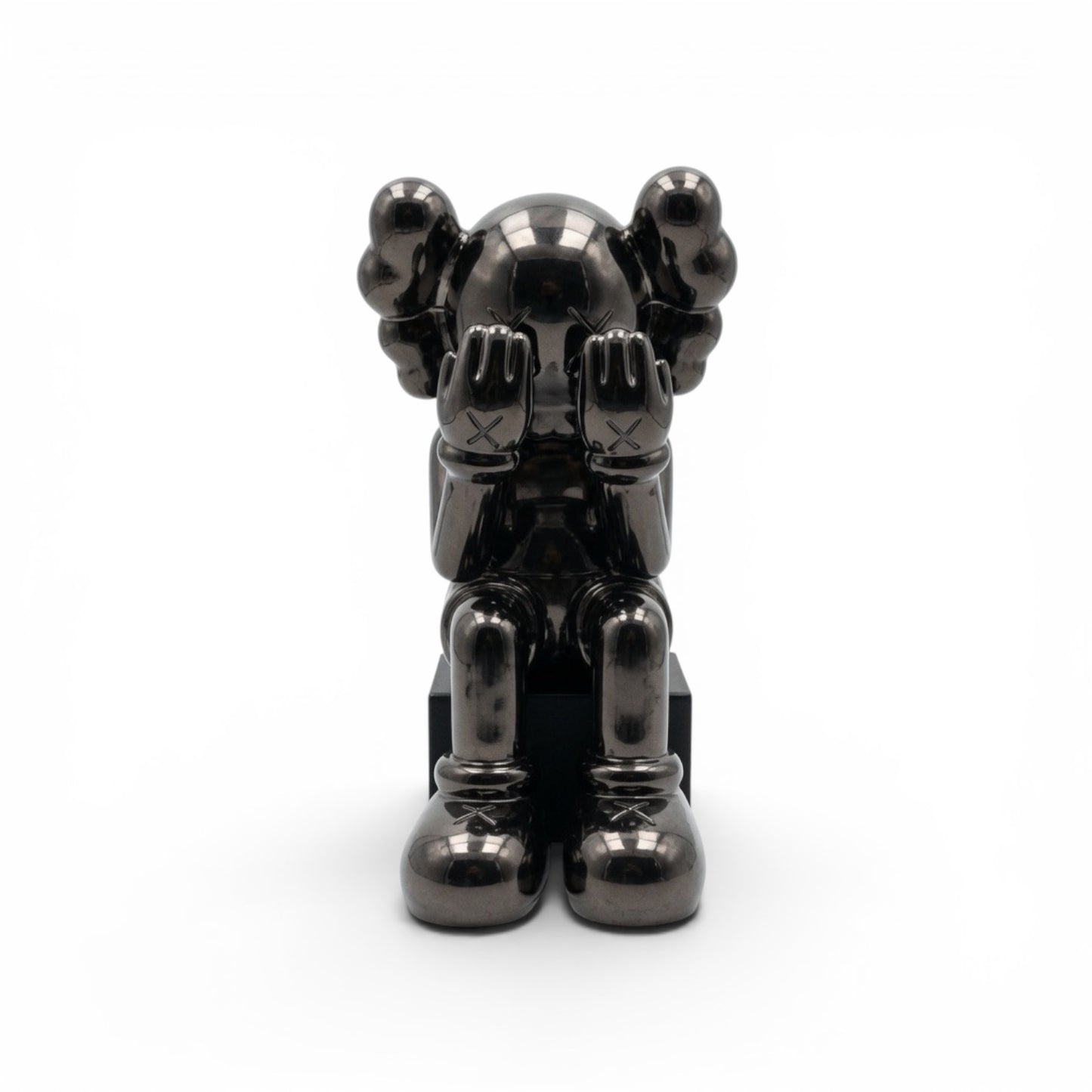 Kaws Oturan Figur Heykel 28cm